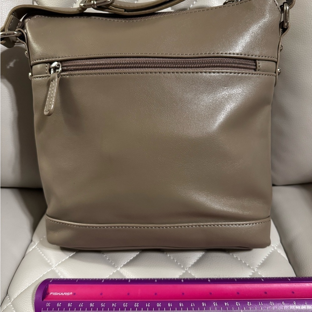 *Summer Clear Out* Classic Brown Crossbody Bag - Picture 4 of 5